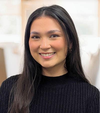 Elizabeth Nikhomvan<br />
Operations Specialist</p>
<p>