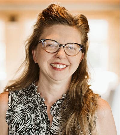 Angela Turnure<br />
Lead Thrift Store Manager